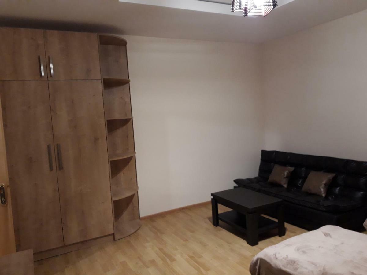 2 Bedroom Apartment In Chugureti تبليسي المظهر الخارجي الصورة